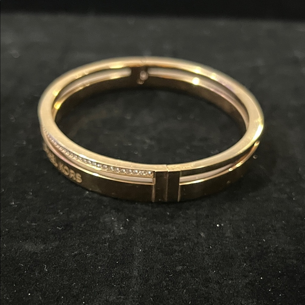 1622 Michael Kors Gold Hinge Bangle with Crystal Detailing - Picture 3 of 7